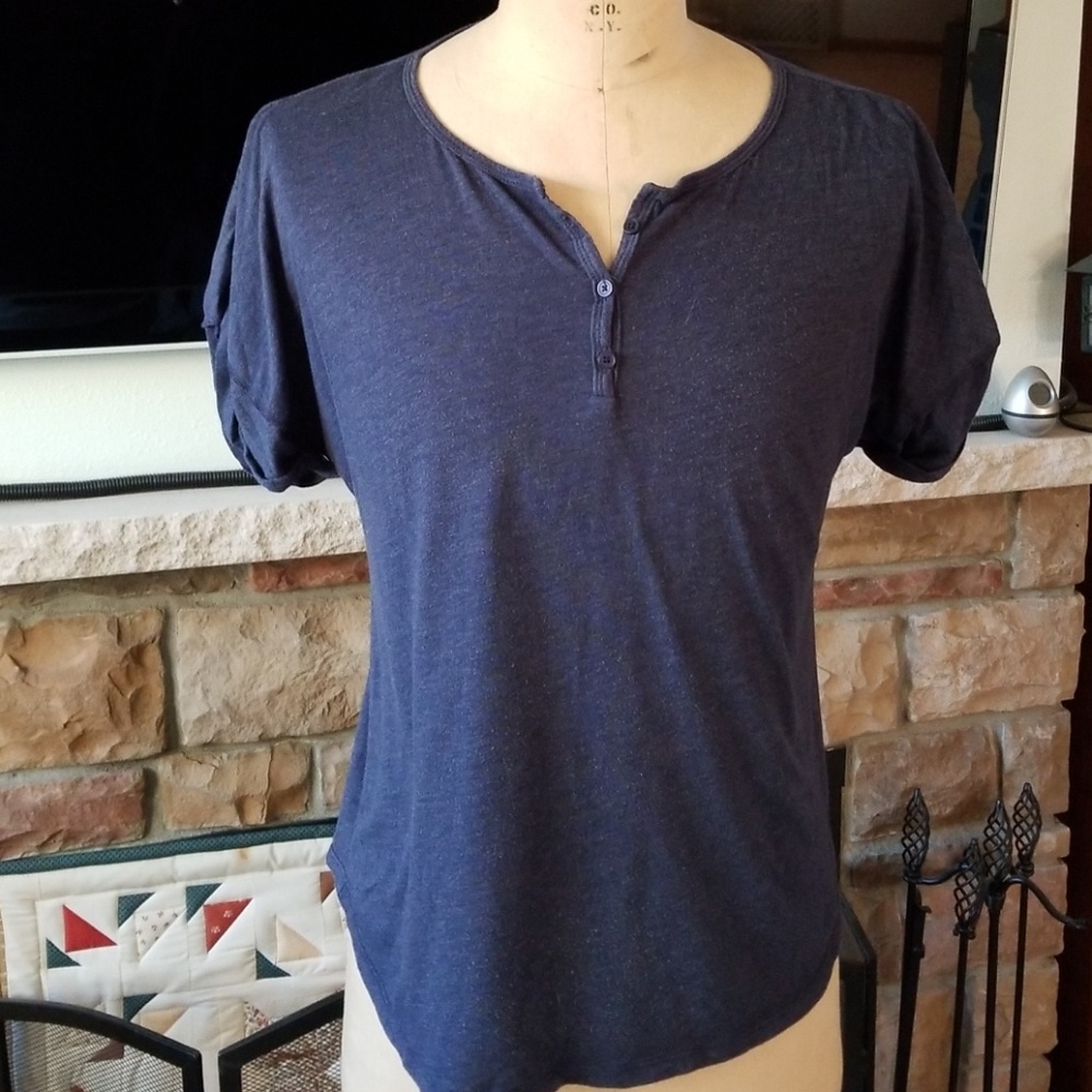 Mossimo quarter button top